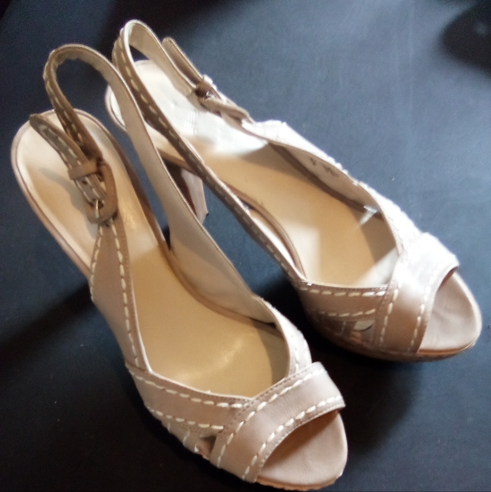 Nine west